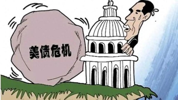 投查查配资平台 关税是美国的赖账计划, 疯抢黄金也是骗局, 普通人该如何布局